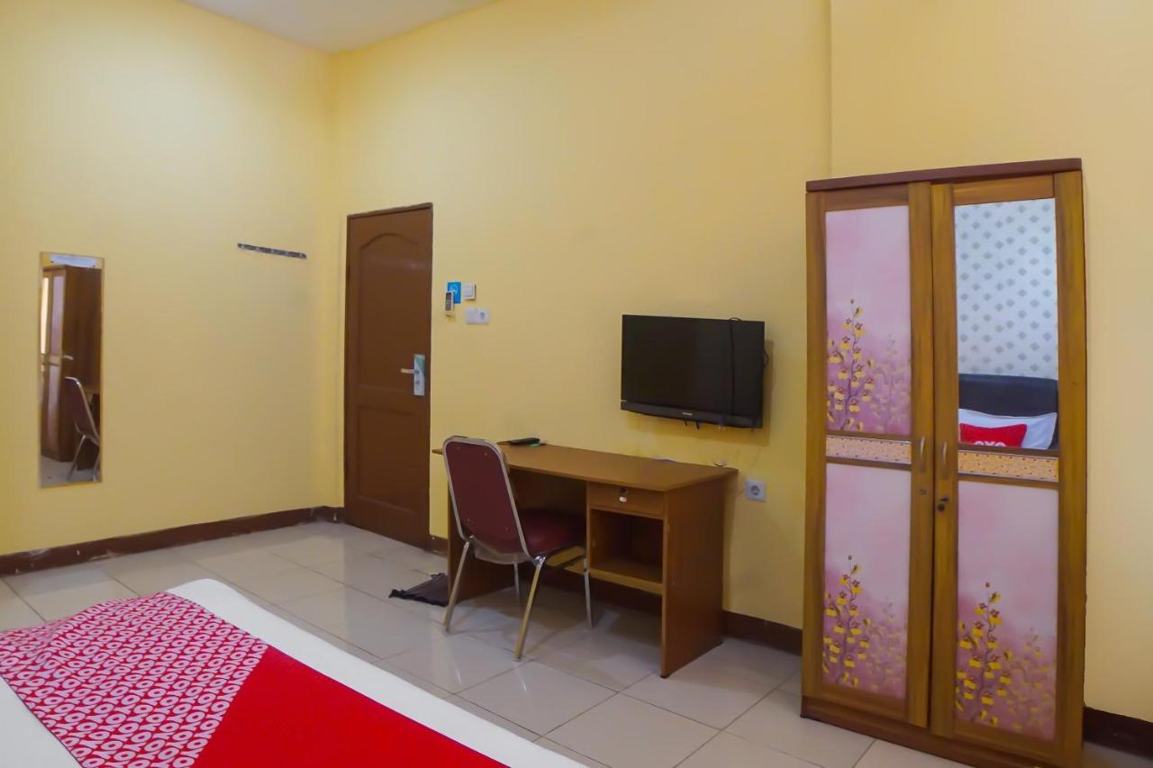 מלון Reddoorz At Jalan Japaris מדאן מראה חיצוני תמונה